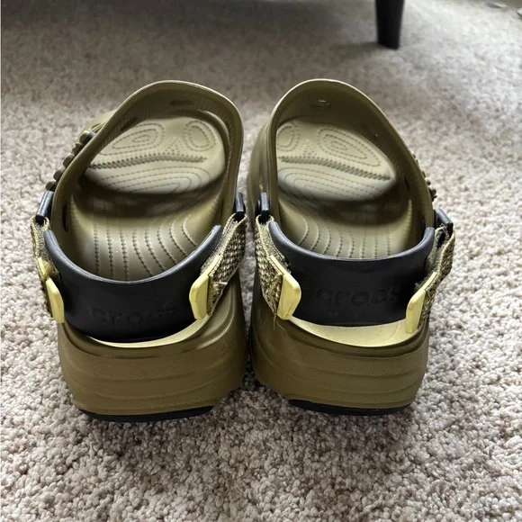 Crocs All Terrain Aloe Green with Black Trim Sandal Shoes  Men’s 10 - Picture 4 of 9